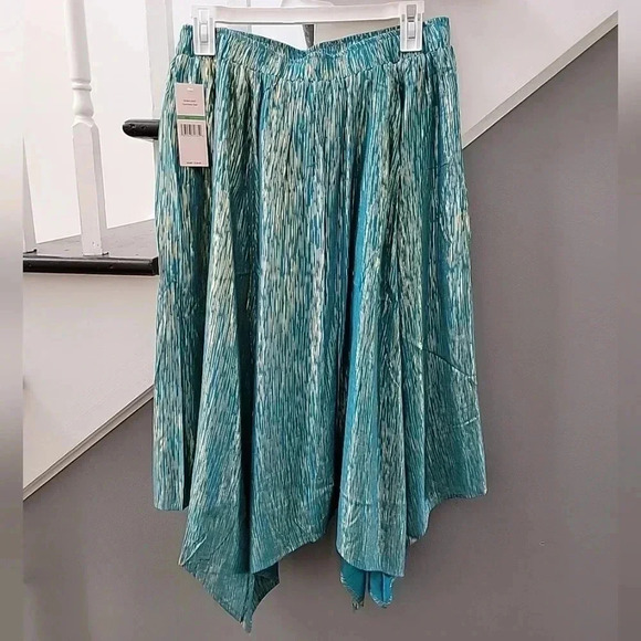 Nanette LeporeWomen's Blue Handkerchief Skirt Size Large Asymmetrical Hem - Picture 3 of 5